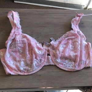 NWT The Fabulous by Victoria’s Secret Full Cup Lace Bra size 42G